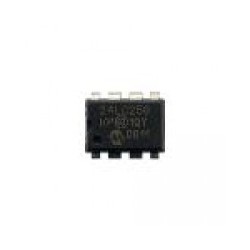 32K-byte EEPROM (Propeller-DIP)